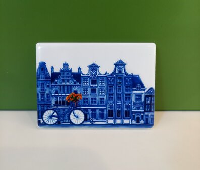 Magnet Delft Blue canal house and bicycle