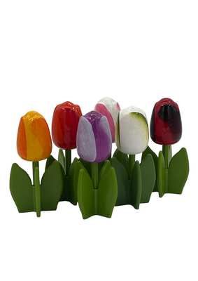 5 staande houten tulpen